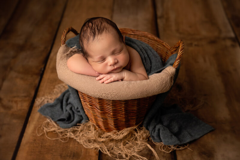 séance photo nouveau-né photographe Bruxelles studio bébé shooting Sandrine Blomme Photography
